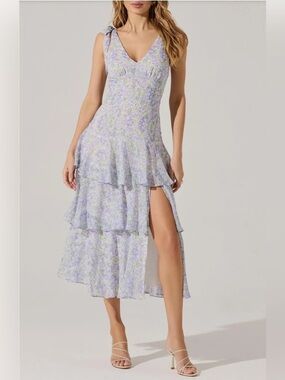 Astr Lavender Floral Tiered Maxi Dress